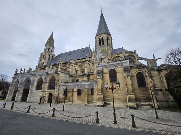 Poissy (78)